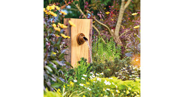 oase-muurkraan-koper-rond-hout