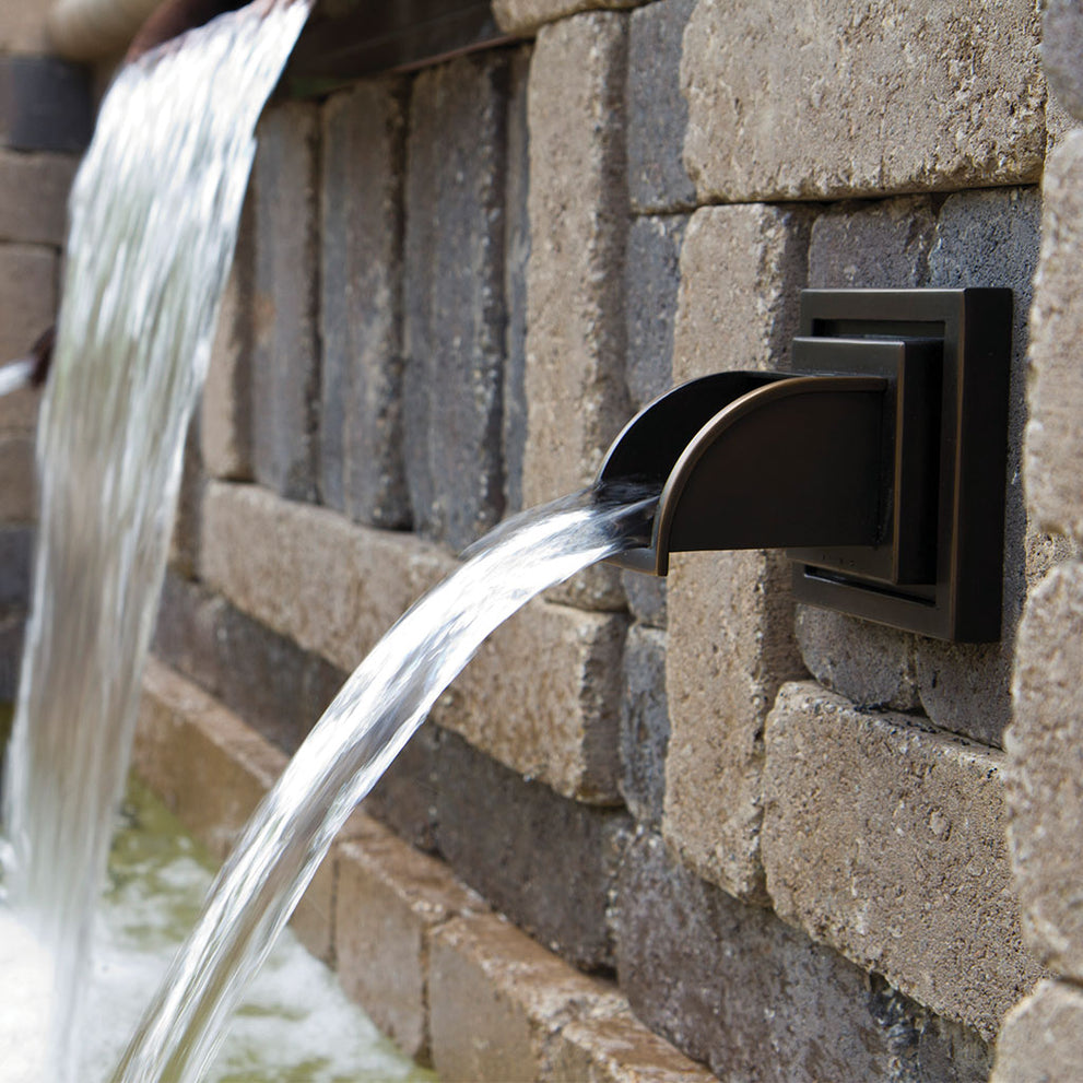 oase-uitloop-in-de-muur