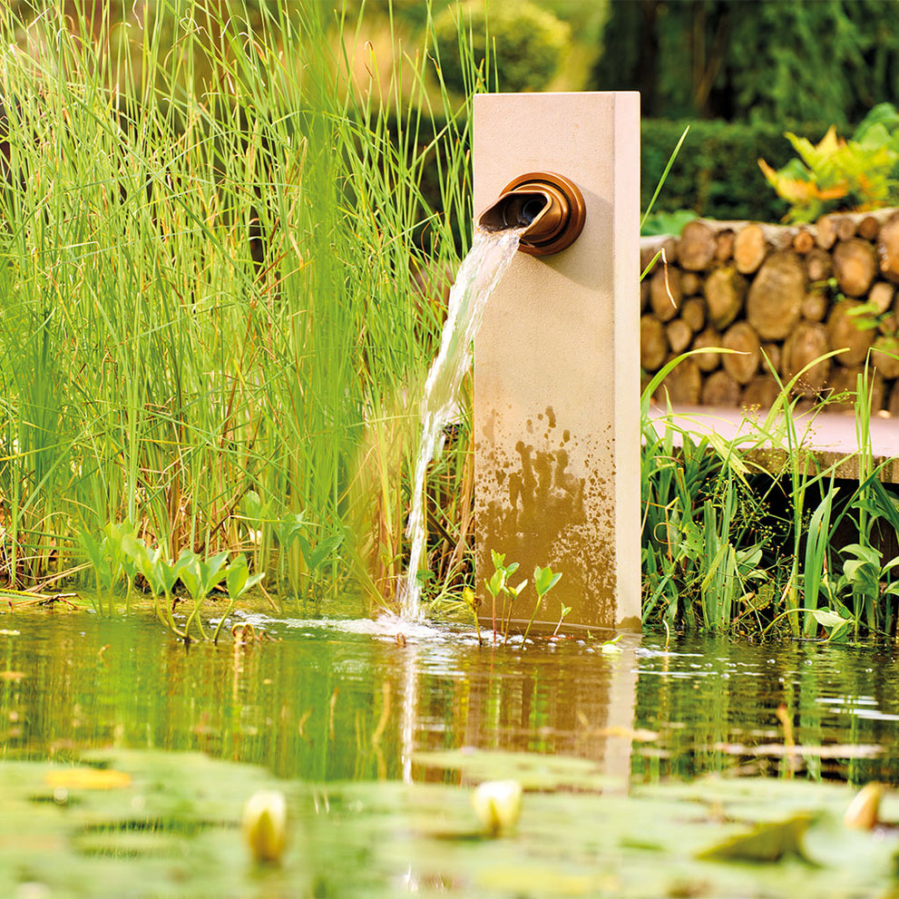 oase-uitloop-in-de-wand-koper-ellips