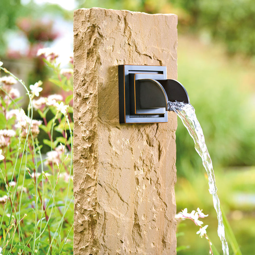 oase-uitloop-in-de-wand