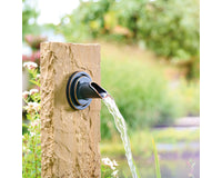 oase-waterspuwer-in-de-muur-brons-pilaar