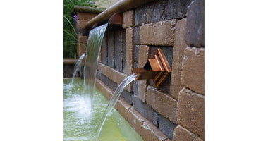 oase-waterspuwer-in-de-muur-koper-ornament