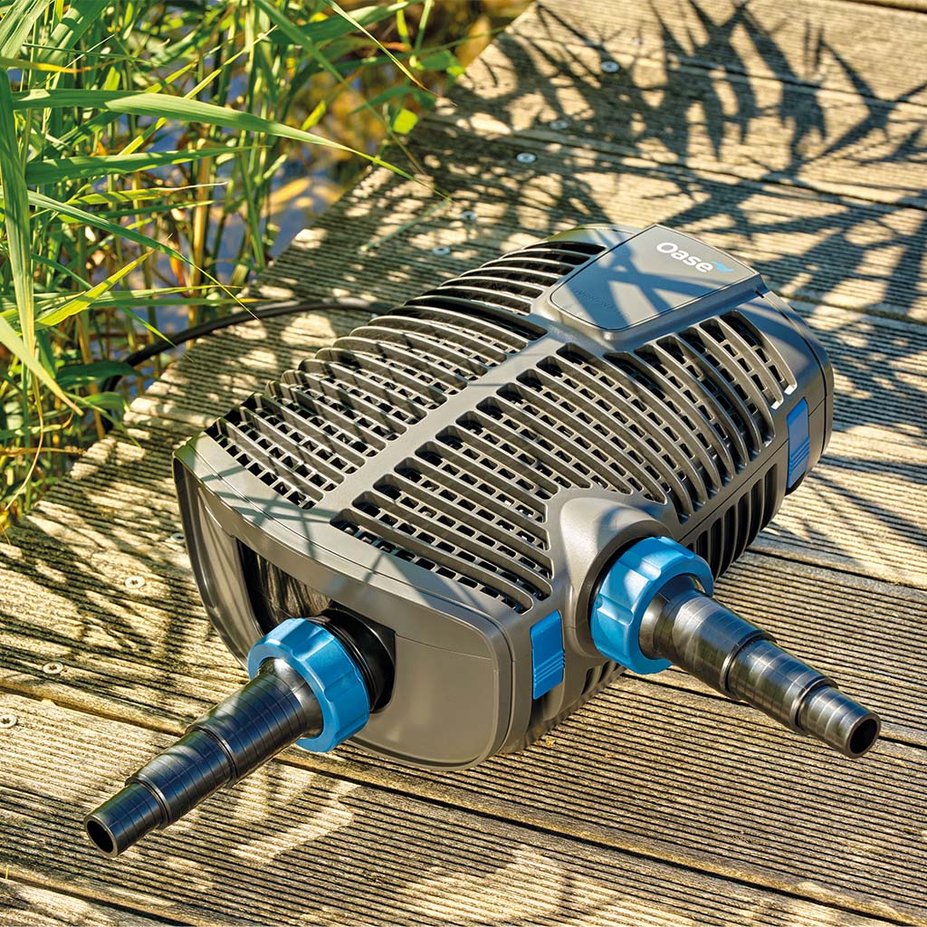 oase-aquamax-eco-premium-21000-sfeer-2