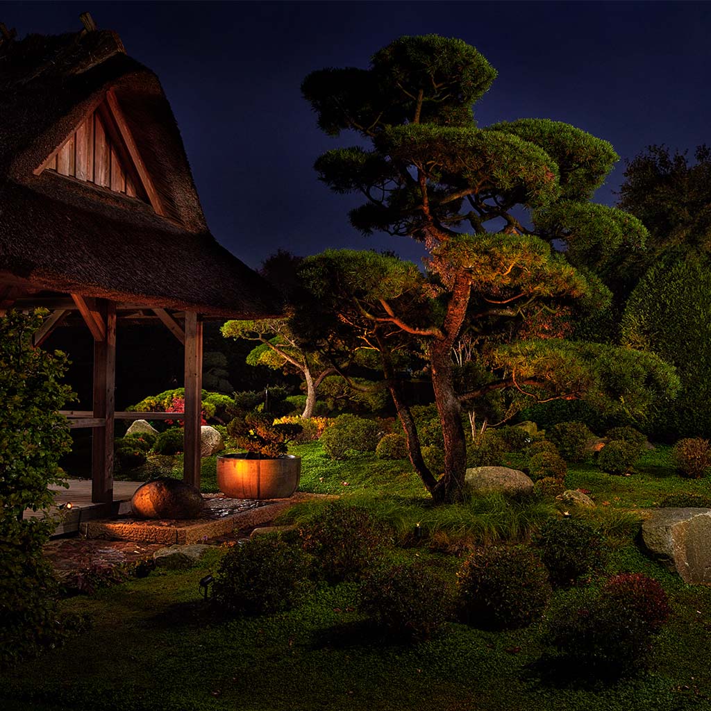 oase-lunaqua-connect-tuinspot-m-solo-rgb-tuin