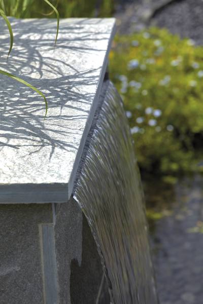 oase_20rvs_20waterfall_2030_20_2003